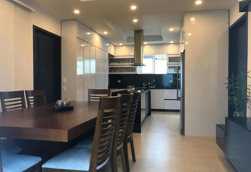 Апартаменты 1 Спальня с Террасой, Providence Breeze