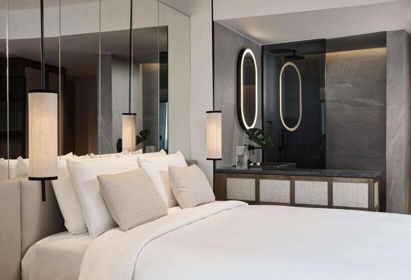 Номер Deluxe Внутренний, Niko Seaside Resort Mgallery