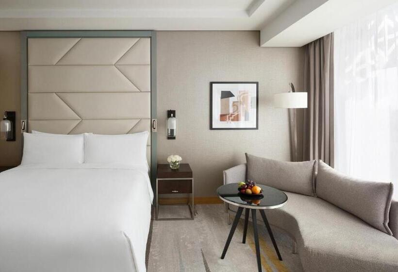 Номер Клуб Кровать Кинг, Crowne Plaza   Jeddah Al Salam, An Ihg