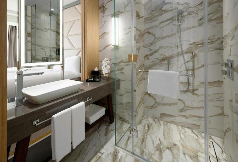 Номер Deluxe, Crowne Plaza   Jeddah Al Salam, An Ihg