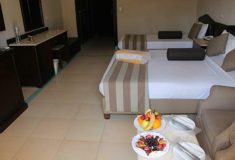חדר סופריור נוף לבריכה, Regina Resort And Aqua Park Hurghada