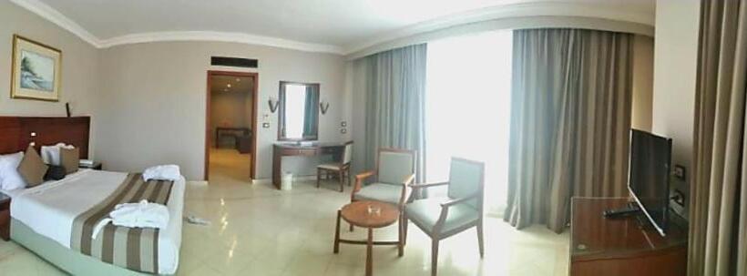 סוויטת ג'וניור נוף לים, Regina Resort And Aqua Park Hurghada