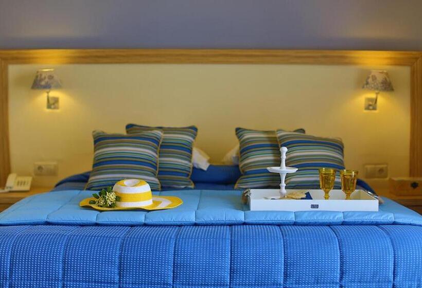 Номер Стандарт Вид на Море, Dolphin Bay Family Beach Resort