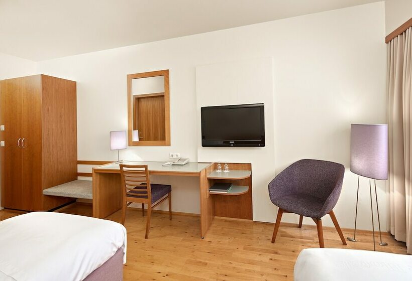 اتاق استاندارد یک نفره, Hérað   Berjaya Iceland Hotels