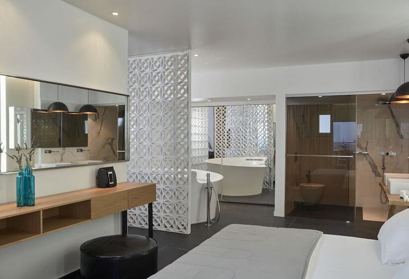 Deluxe Suite Sea View, Mykonos Kosmoplaz Beach Resort
