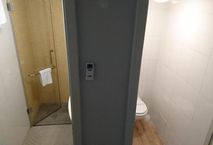 Номер Superior, Kyriad Toulouse Sud  Roques