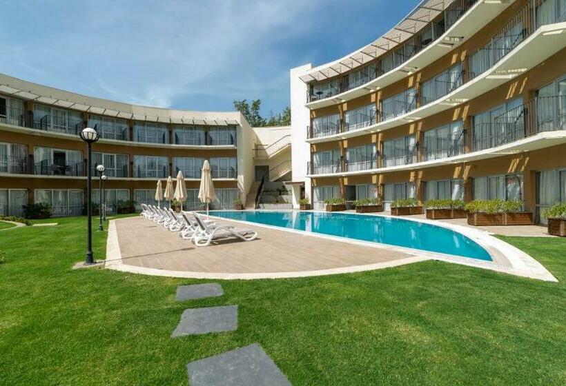 Quarto Estandar Vista Piscina, Duja Bodrum