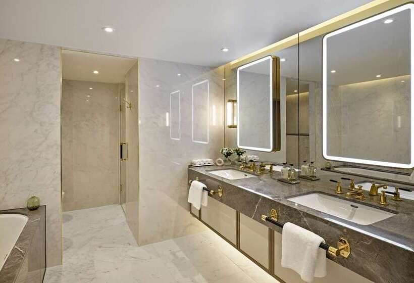 Люкс Кровать Кинг, Conrad Tokyo