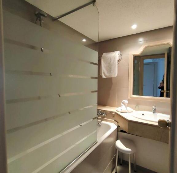 اتاق استاندارد یک نفره با چشم‌انداز دریا, Helya Beach Resort