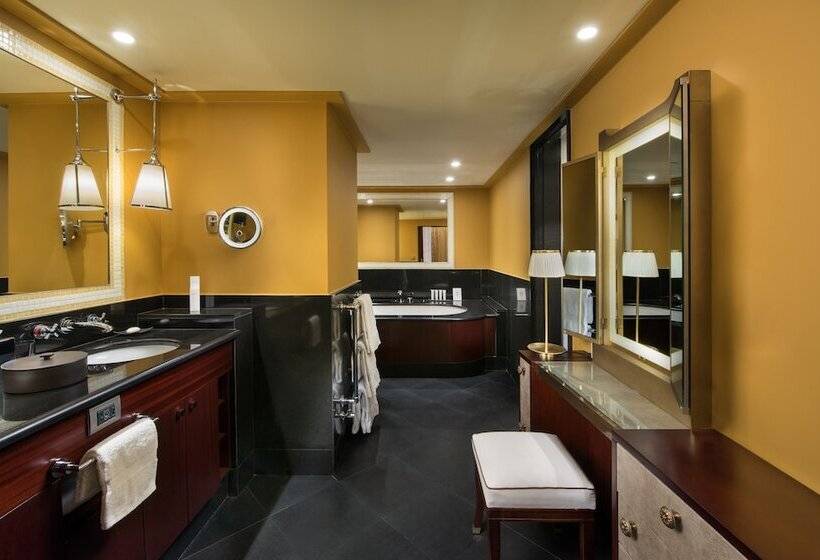 سوییت لوکس, Hôtel Barrière Fouquet S Paris