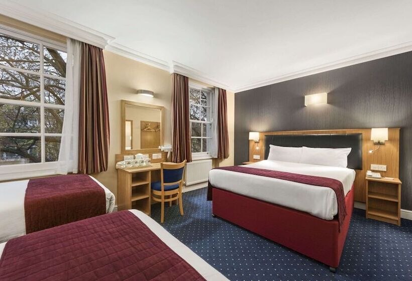 Номер Стандарт 2 Двуспальные Кровати, Days Inn Hyde Park