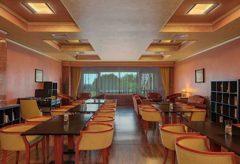 סוויטה נשיאותית, Rome Marriott Park