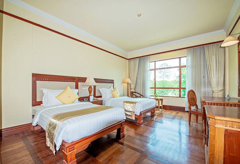 Номер Deluxe Вид на Город, Sokha Angkor Resort
