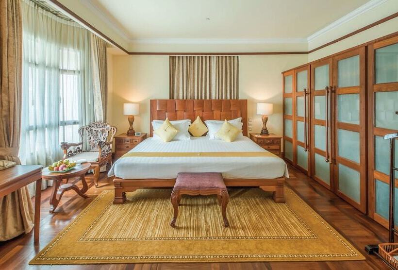 Люкс Клуб, Sokha Angkor Resort