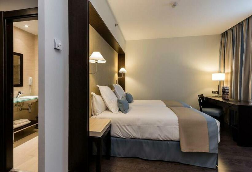 Номер Стандарт, Lcb Hotel Fuenlabrada