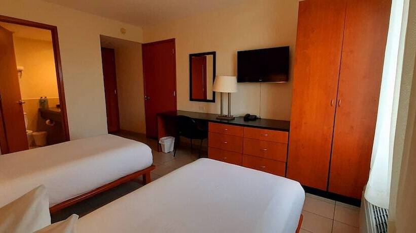 اتاق استاندارد, Comfort Inn Real La Union