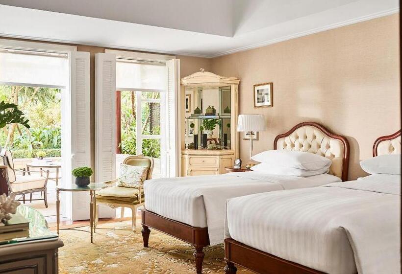 Deluxe Room, Park Hyatt Saigon