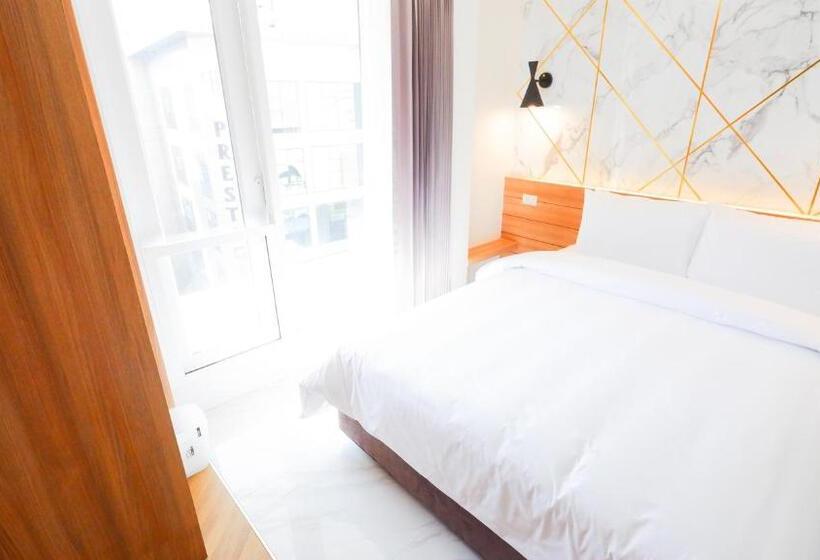 수피리어 룸 도시 전망, Pinnacle Dream