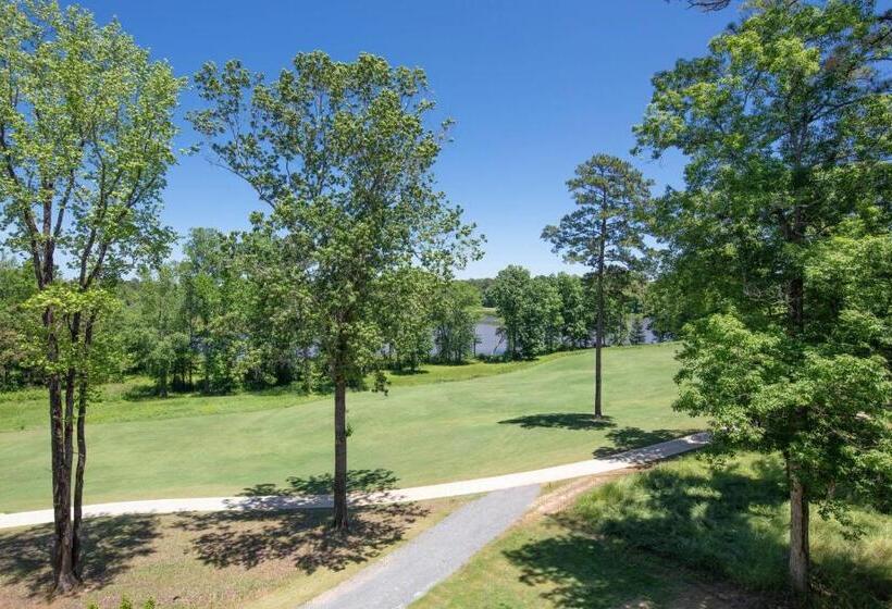 חדר סטנדרט מותאם לאדם עם מוגבלויות, Auburn Marriott Opelika Resort & Spa At Grand National