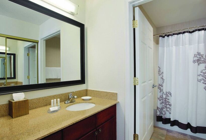 스위트, Residence Inn Joplin