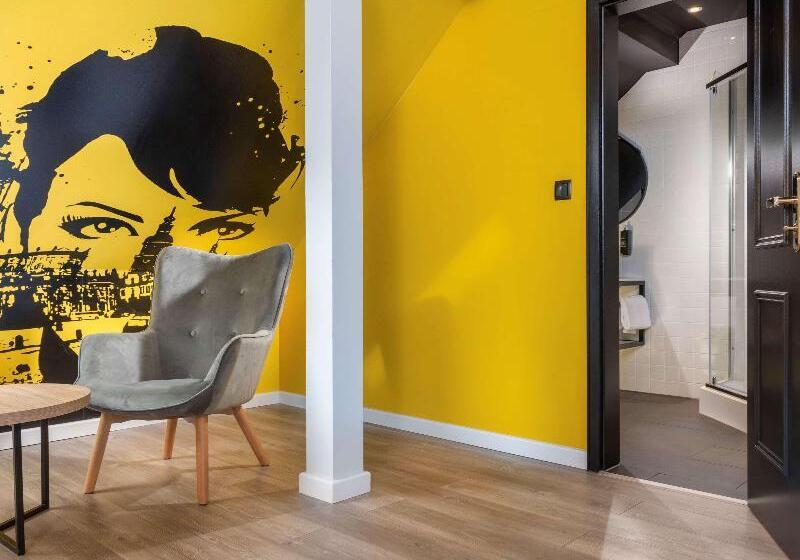 Quarto Superior, Ibis Styles Dresden Neustadt