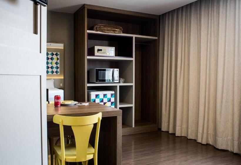 Номер Superior Кровать Кинг, Master Express Cidade Baixa  Proximo A Ufrgs E A Santa Casa
