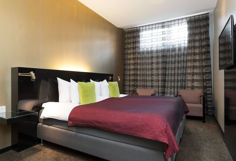 سوییت, Profilhotels Savoy