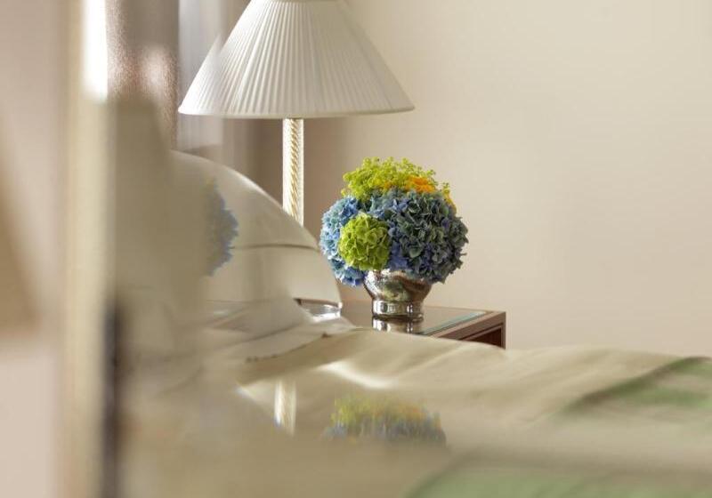 اتاق استاندارد, Cosmo Hotel Hong Kong
