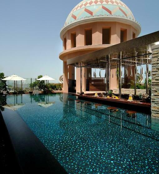 Номер Superior, Kempinski Hotel Mall Of The Emirates, Dubai