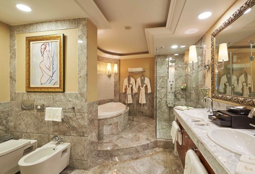 سوئیت پرزیدنت, Calista Luxury Resort