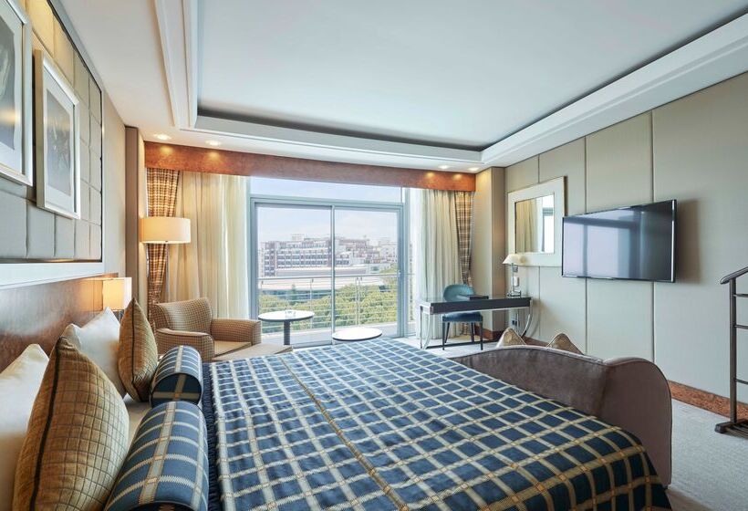سوئیت پرزیدنت, Calista Luxury Resort