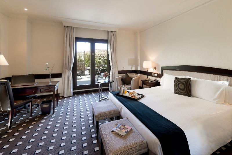 اتاق استاندارد سه نفره, Eurostars Palacio Buenavista