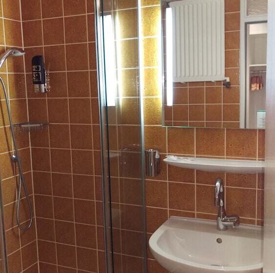 스탠다드 룸 더블 침대, Sure Hotel By Best Western Bad Dürrheim