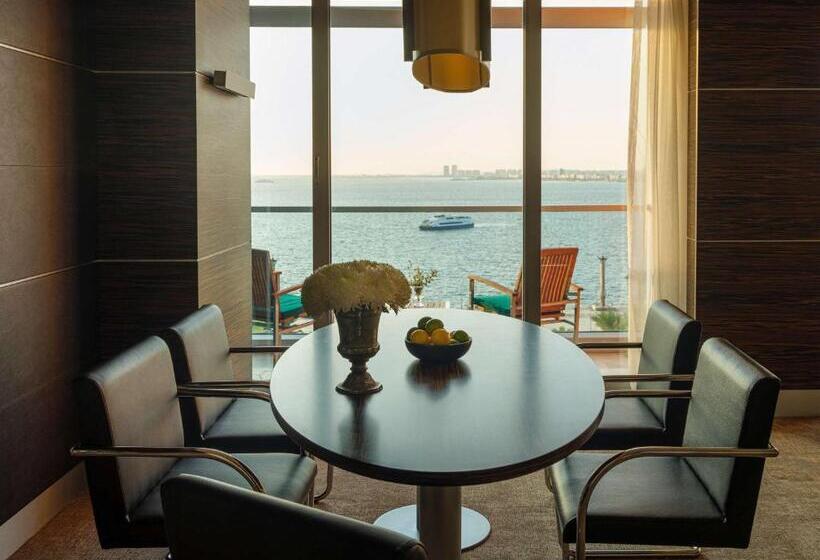 سوئیت اجرایی با چشم‌انداز دریا, Swissotel Buyuk Efes Izmir