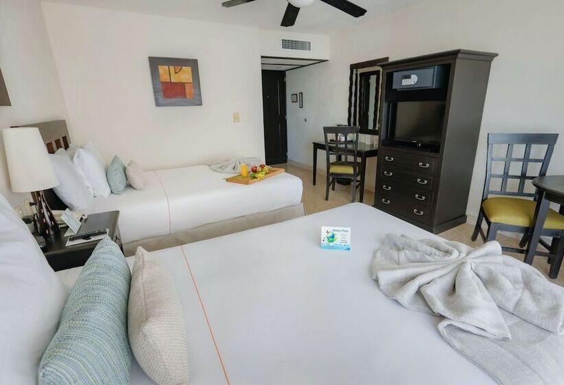 ２ダブルベッドのスタンダードルーム, Best Western Hotel Posada Freeman Zona Dorada