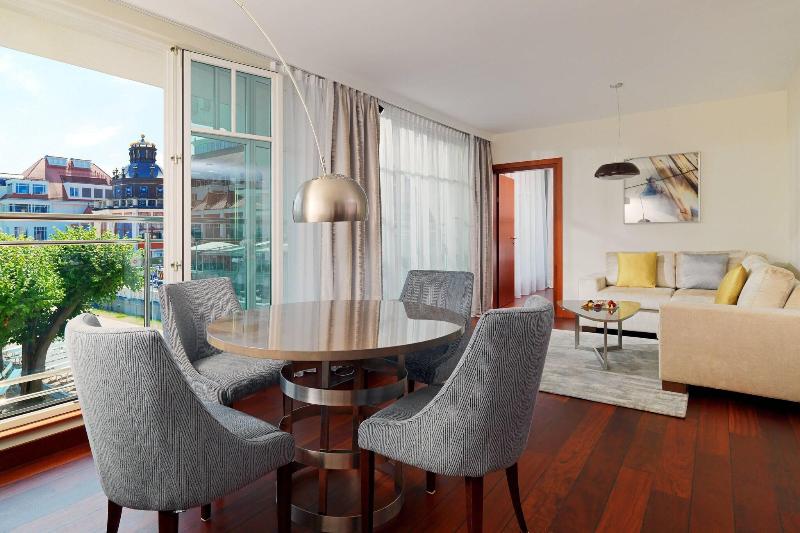Люкс Клуб, Sheraton Sopot