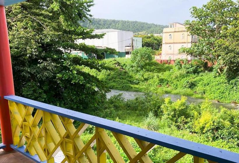 استودیوی لوکس, Coco Mango Suites