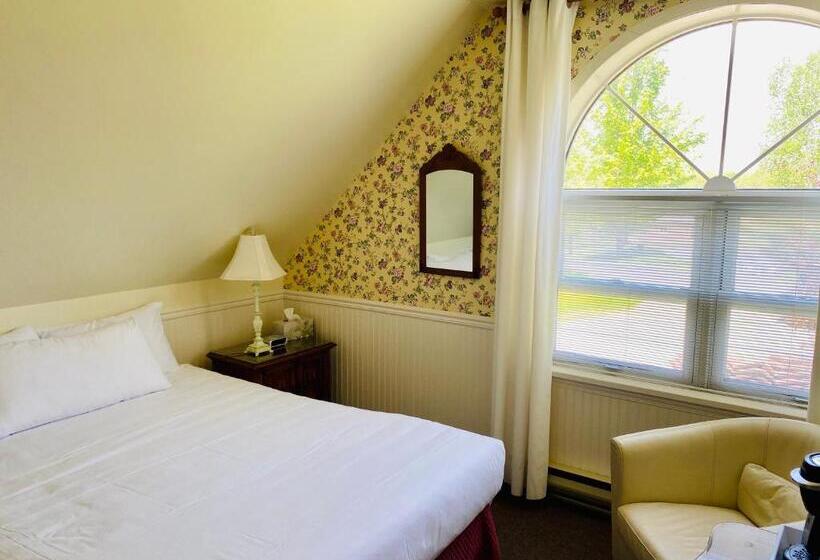 Номер Стандарт, Auberge Le Tricorne