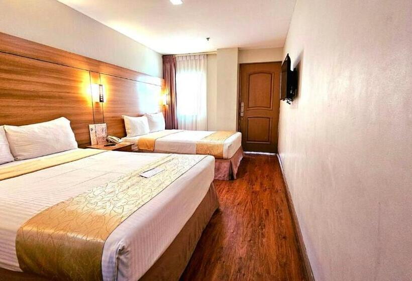 اتاق لوکس با چشم‌انداز دریاچه, Tagaytay Hotel Sixb