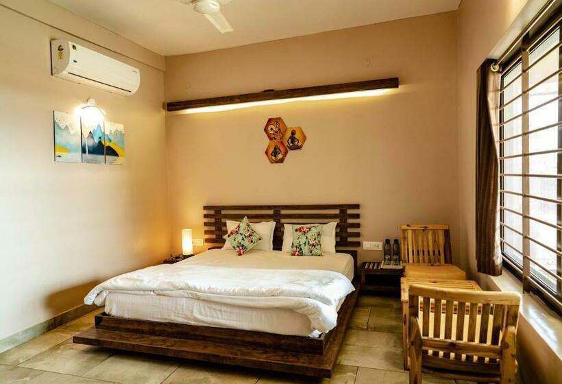 エクゼクティブルーム, The Satpura Panchtatva Villa