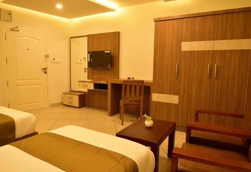 Quarto Estandar, White Suite