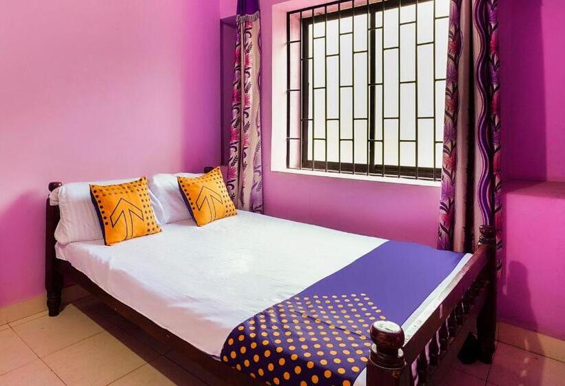 Номер Стандарт Трехместный, Spot On Rohini Residency Kadampuzha