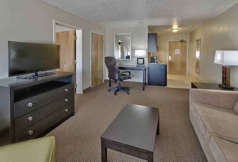 Люкс, Holiday Inn & Suites Albuquerque Airport, An Ihg