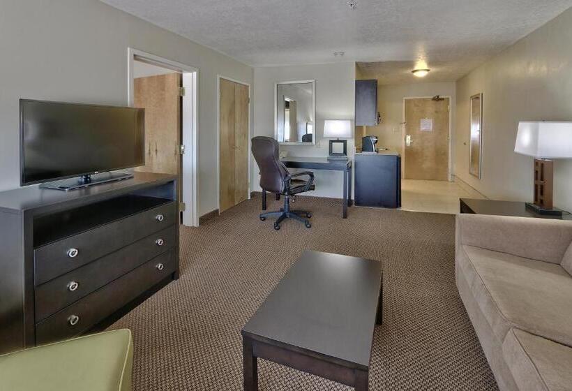 스위트 킹사이즈 침대, Holiday Inn & Suites Albuquerque Airport, An Ihg