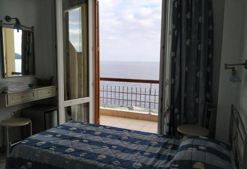 Номер Стандарт Вид на Море, Nisaki Hotel & Elite Suites