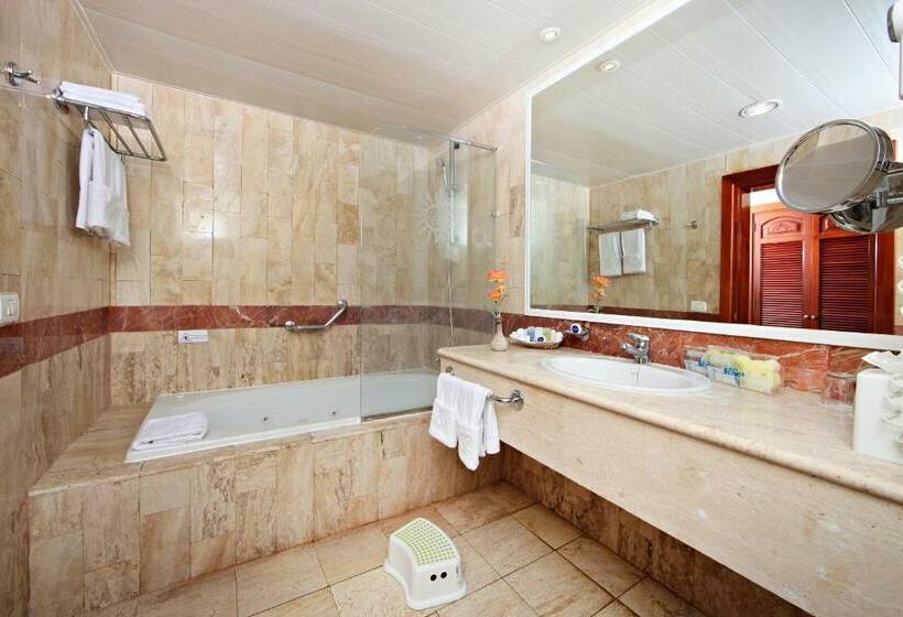 高级小型套房, Bahia Principe Grand Punta Cana - All Inclusive