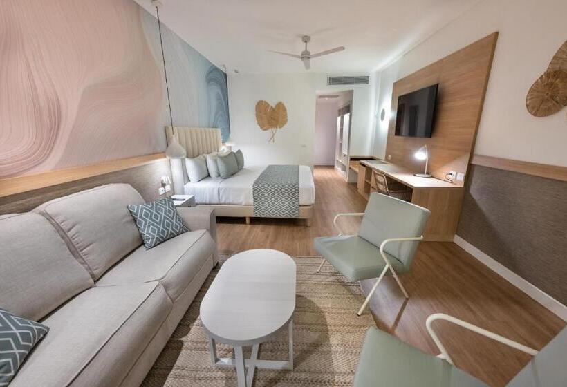 سوئیت جونیور پریمیوم, Bahia Principe Grand Punta Cana - All Inclusive