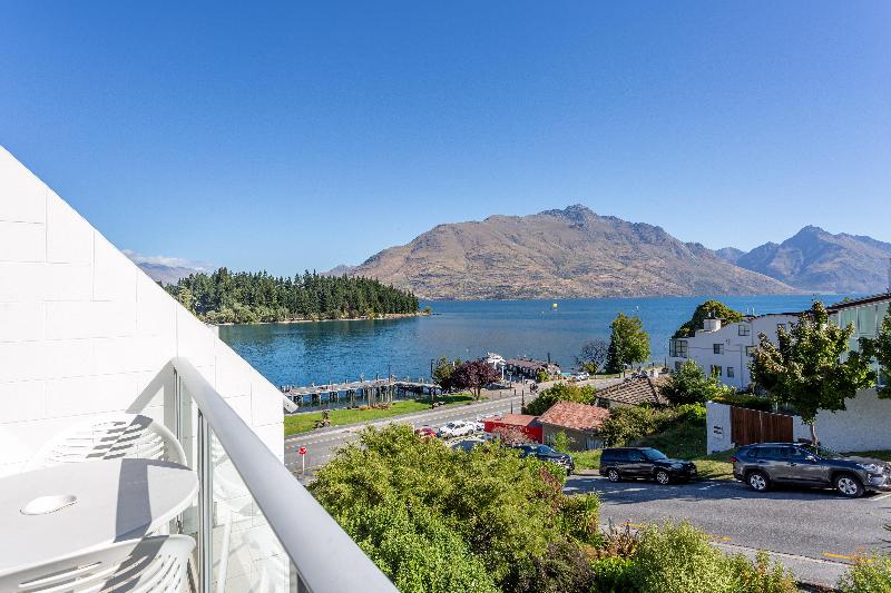 带特大床的标准间, Crowne Plaza Queenstown, An Ihg