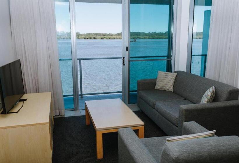 강 전망 스위트, Ramada Hotel & Suites By Wyndham Ballina Byron