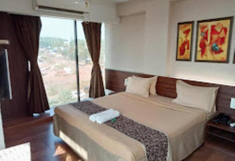 Номер Deluxe, Maratha Residency,ratnagiri